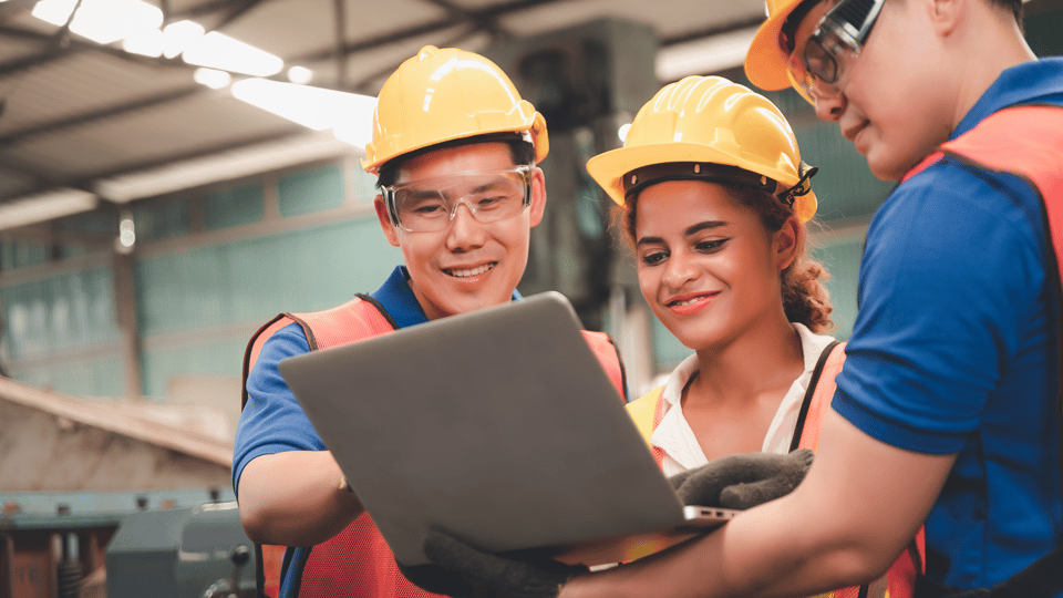 7 Steps Professional Facility Managers Follow to Cut Stress with a CMMS